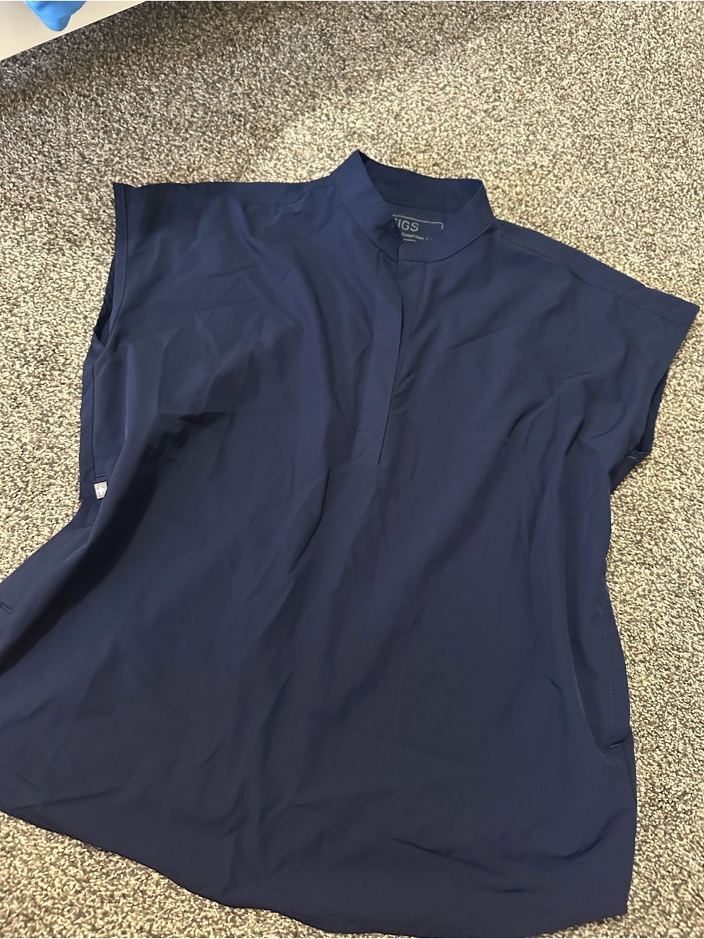 Figs NWOT navy blue scrub top :)